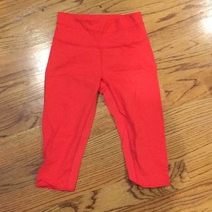 Red lululemon crop pants